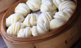 火腿虾皮香葱卷教程 火腿虾皮香葱卷的做法