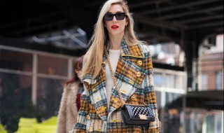 羊毛大衣扎人处理最简单方法 怎么解决羊毛大衣扎人的问题