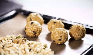 燕麦巧克力球制作方法 燕麦巧克力球的做法步骤