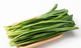 韭菜生蚝如何做 制作韭菜生蚝的方法