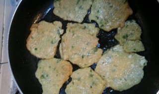 猪肝豆腐饼如何做 猪肝豆腐饼做法介绍