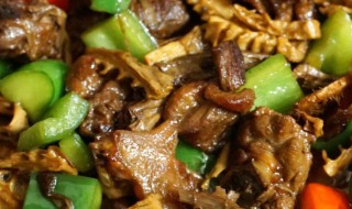 笋干烧鸭如何做 做笋干烧鸭的方法