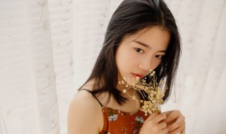 描写人物外貌的5个句子 描写人物外貌的哪5个句子