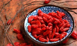 枸杞作用与功效 枸杞的好处和注意事项介绍