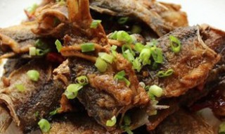 香辣酥鱼制作方法 如何制作香辣酥鱼