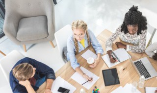 工作感悟人生哲理句子 有关哲理的句子范例