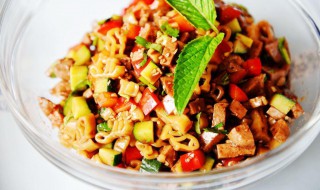 肉丸意面沙拉如何做 牛肉丸意面沙拉的做法
