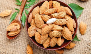 四大坚果指哪四大 关于四大坚果的详细介绍