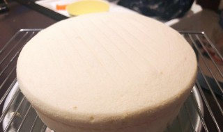 宿舍的锅如何做蒸蛋糕 怎么用宿舍蒸锅蒸蛋糕