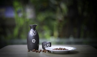 如何通过编号区别粮食酒和勾兑酒 怎么通过编号区别粮食酒和勾兑酒