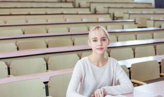 昆虫记狼蛛主要内容 昆虫记狼蛛的大概内容