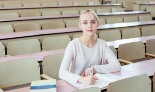 移舟的意思 怎么理解移舟的意思