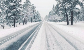 冰雪道路行车驾驶人为什么容易目眩而产生错觉 冰雪道路驾驶人容易目眩而产生错觉原因