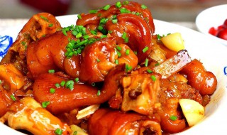 如何做猪蹄炖土豆好吃 怎样做土豆炖猪蹄好吃