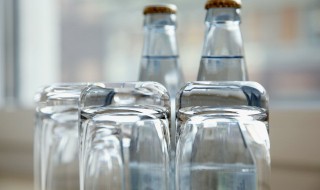 玻璃杯去污渍方法 玻璃杯去污小妙招