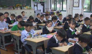 李白的登黄鹤楼全文及翻译 登黄鹤楼的意思