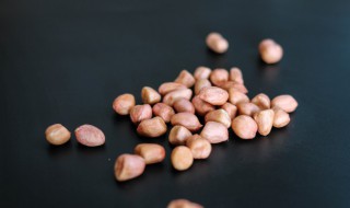 蜂蜜泡花生米怎样做 制作蜂蜜泡花生米的方法