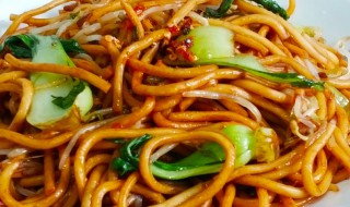 红肠炒面怎么做简单又好吃 怎么做红肠炒面