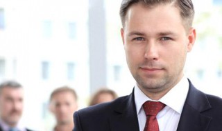 提升男人自信的技巧 男人提升自信的窍门