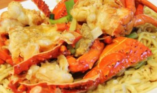 姜葱龙虾伊面如何做 姜葱龙虾伊面的做法介绍