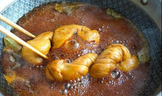 煮油面筋技巧 煮油面筋的方法如下