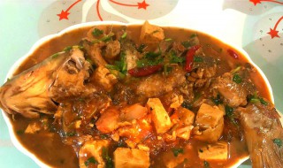 鲤鱼怎么煮好吃又简单 好吃又简单的鲤鱼的做法步骤