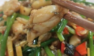 炒田鸡教程 炒田鸡做法如下