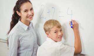 班主任自身应如何做 如何做好班主任工作