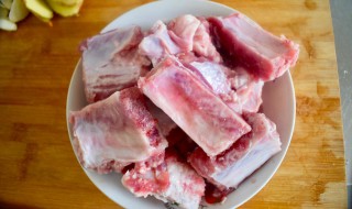 新手剁排骨技巧 新手剁排骨技巧是什么呢