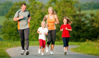 激烈的跑步比赛作文200字 跑步比赛小学生作文