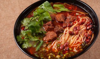 怎么做红烧牛肉面 好吃又美味的红烧牛肉面的做法