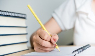 写出人物的感情句子 描写人物感情的句子范例