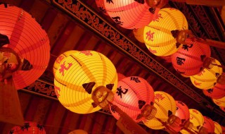 春节挂灯笼起源于哪个朝代 春节挂灯笼的起源