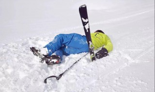 向前跌倒用手撑地是最好的方法吗 向前跌倒不能用手撑地原因解析