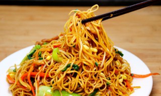 家里怎样做炒面好吃又简单 家庭炒面简单做法