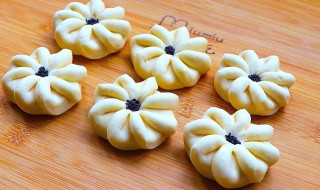 淀粉的面点制作方法 淀粉的面点做法步骤如下