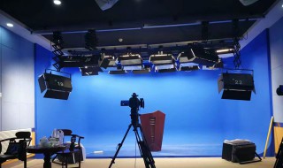 nuts是什么意思啊 nuts含义是什么