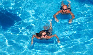 有哪些游泳注意事项 游泳注意事项有哪些