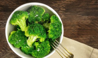 宝宝吃凉拌西兰花的注意事项 宝宝吃凉拌西兰花的注意事项有哪些