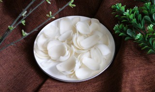 芹菜炒百合的做法 怎么做芹菜炒百合