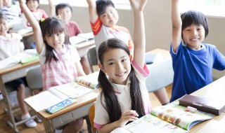 渲染的拼音 渲染读音和含义