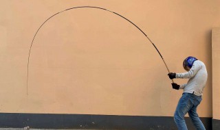 自己做的鱼竿钓鱼 鱼竿怎样制作