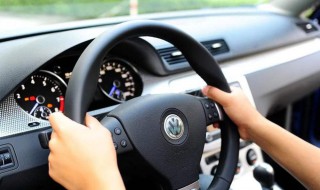 停车时打方向盘打不动 看这里