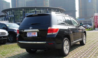 汽车起步窜动是什么原因 汽车起步时冲一下是怎么回事