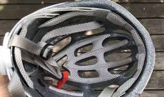 头盔大小怎么选择 如何选择头盔尺寸及正确的佩戴方式