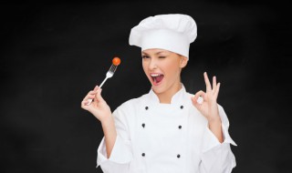 乌鸡卷是什么肉合成的 乌鸡卷的制作原料到底是什么？