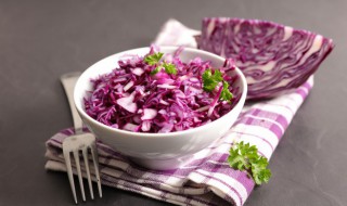 甘蓝炖粉丝怎么做 制作甘蓝炖粉丝的方法