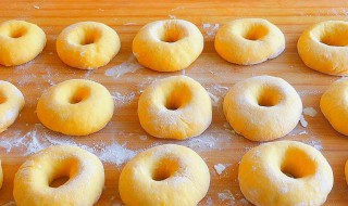 胡萝卜甜甜圈的做法 如何制作胡萝卜甜甜圈