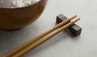 使用筷子的步骤 筷子的正确使用方法