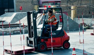 叉车证考试有没有技巧 考试叉车有什么技巧嘛